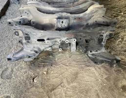 балка передняя для HONDA FIT GD1/GD2/GD3/GD4  запчасти бу