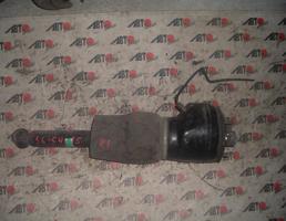 Стойка задняя левая для TOYOTA CELSIOR UCF20/UCF21  запчасти бу