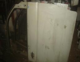 Дверь передняя правая для HONDA STEPWAGON RF3/RF4/RF5/RF6/RF7/RF8  запчасти бу