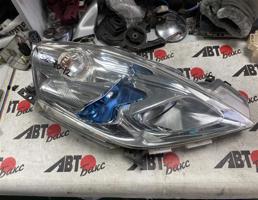 Фара передняя правая для NISSAN LEAF AZE0  запчасти бу