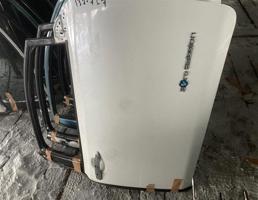 Дверь передняя правая для NISSAN LEAF AZE0  запчасти бу