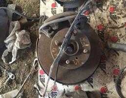 Ступица передняя правая для TOYOTA CORSA EL51/EL53/EL55/NL50  запчасти бу