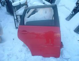 Дверь задняя правая для VOLKSWAGEN POLO  запчасти бу