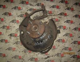 Ступица передняя левая для TOYOTA FUNCARGO NCP20/NCP21/NCP25  запчасти бу