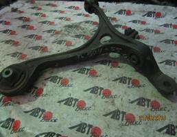 Рычаг передний нижний левый для HONDA ODYSSEY RB1/RB2  запчасти бу