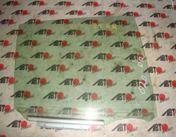 Стекло двери задней правой для TOYOTA VITZ NCP10/NCP13/NCP15/SCP10/SCP13  запчасти бу