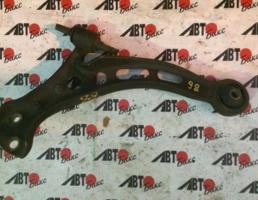 Рычаг передний нижний правый для TOYOTA WINDOM VCV10/VCV11  запчасти бу